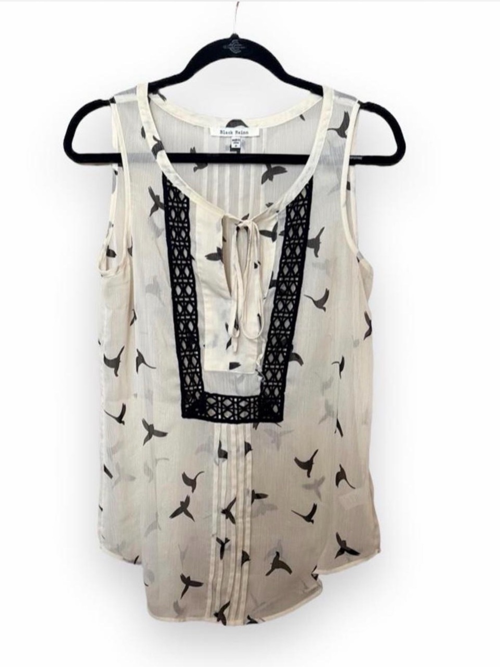 Black Rainn Cream Semi Sheer Sleeveless Blouse with Black Bird Print Sz M